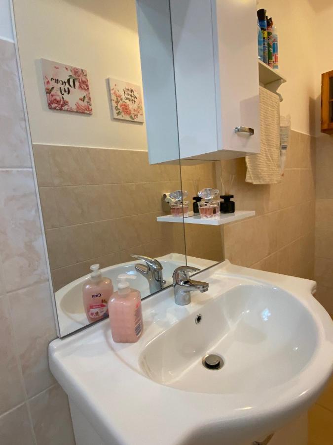 Lavender Cottage Balatongyorok Luaran gambar